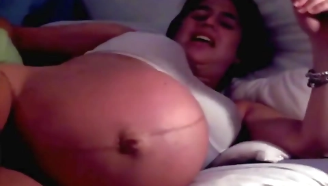 Huge pregnant triplet